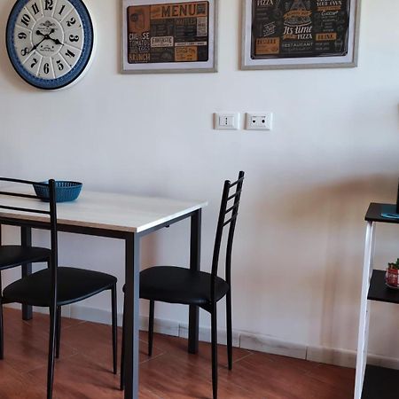 פלרמו Amuni Rooms And Suite Lt מראה חיצוני תמונה