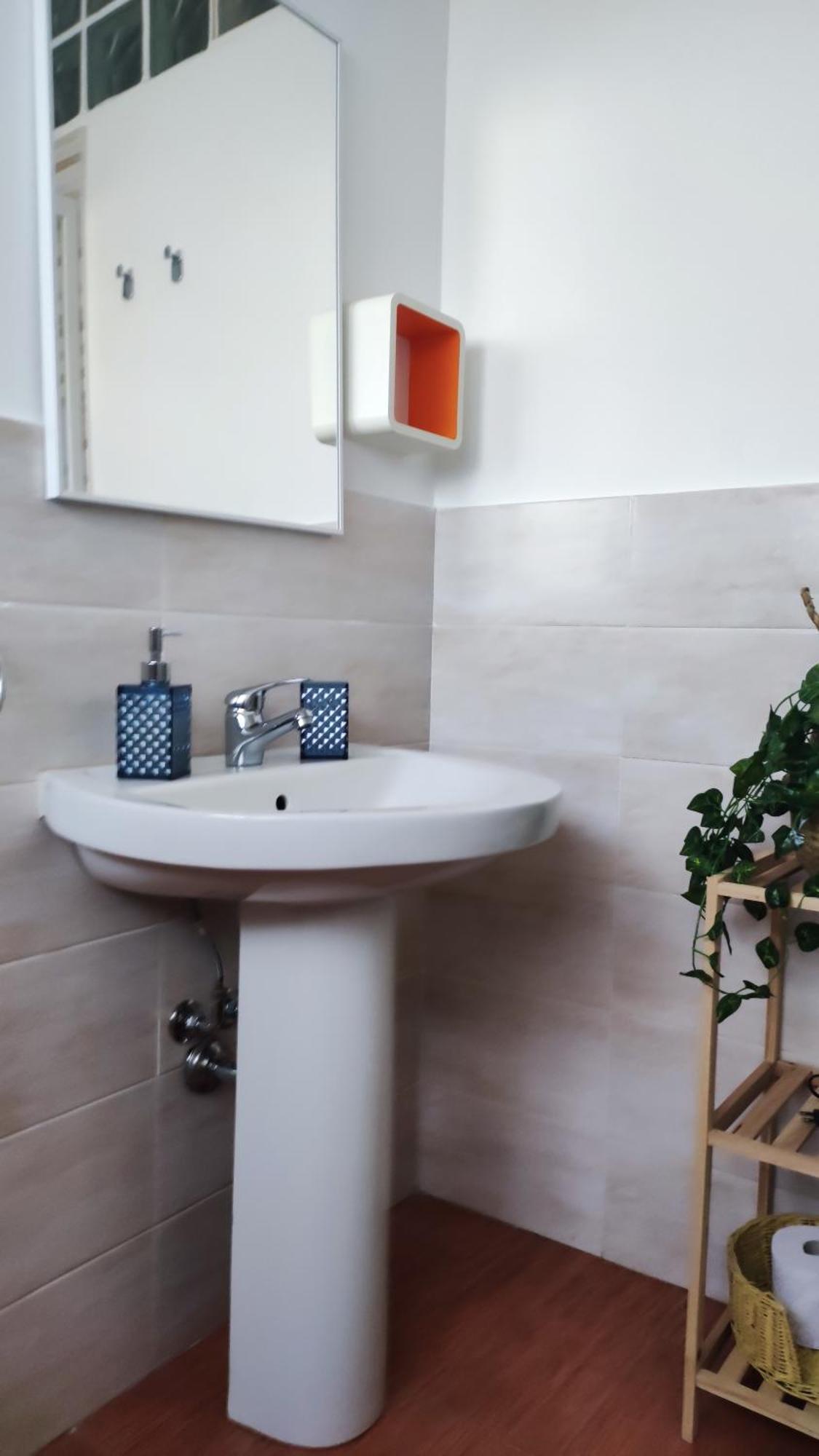 פלרמו Amuni Rooms And Suite Lt מראה חיצוני תמונה